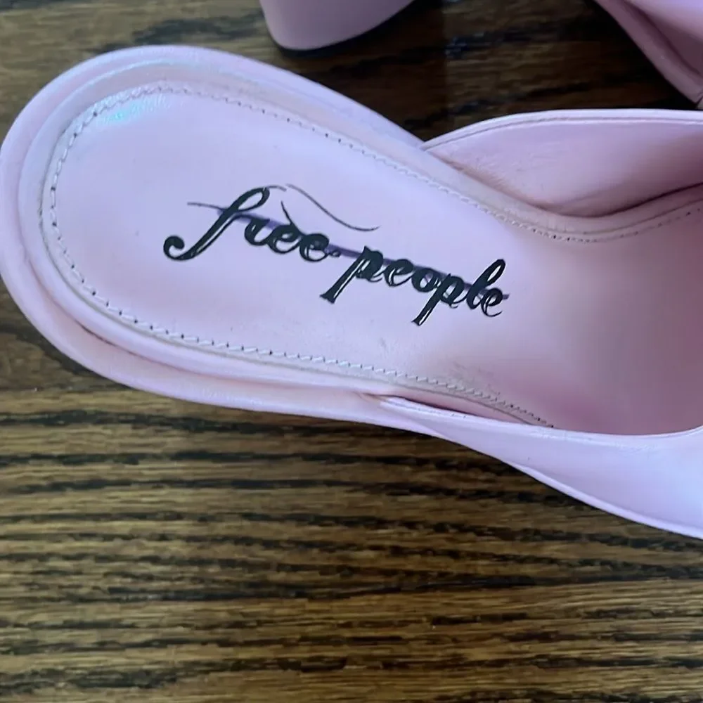Free People Size 38.5 Worn Pink Open Toe Heals Mandi Leather Mules Pink Lemonade